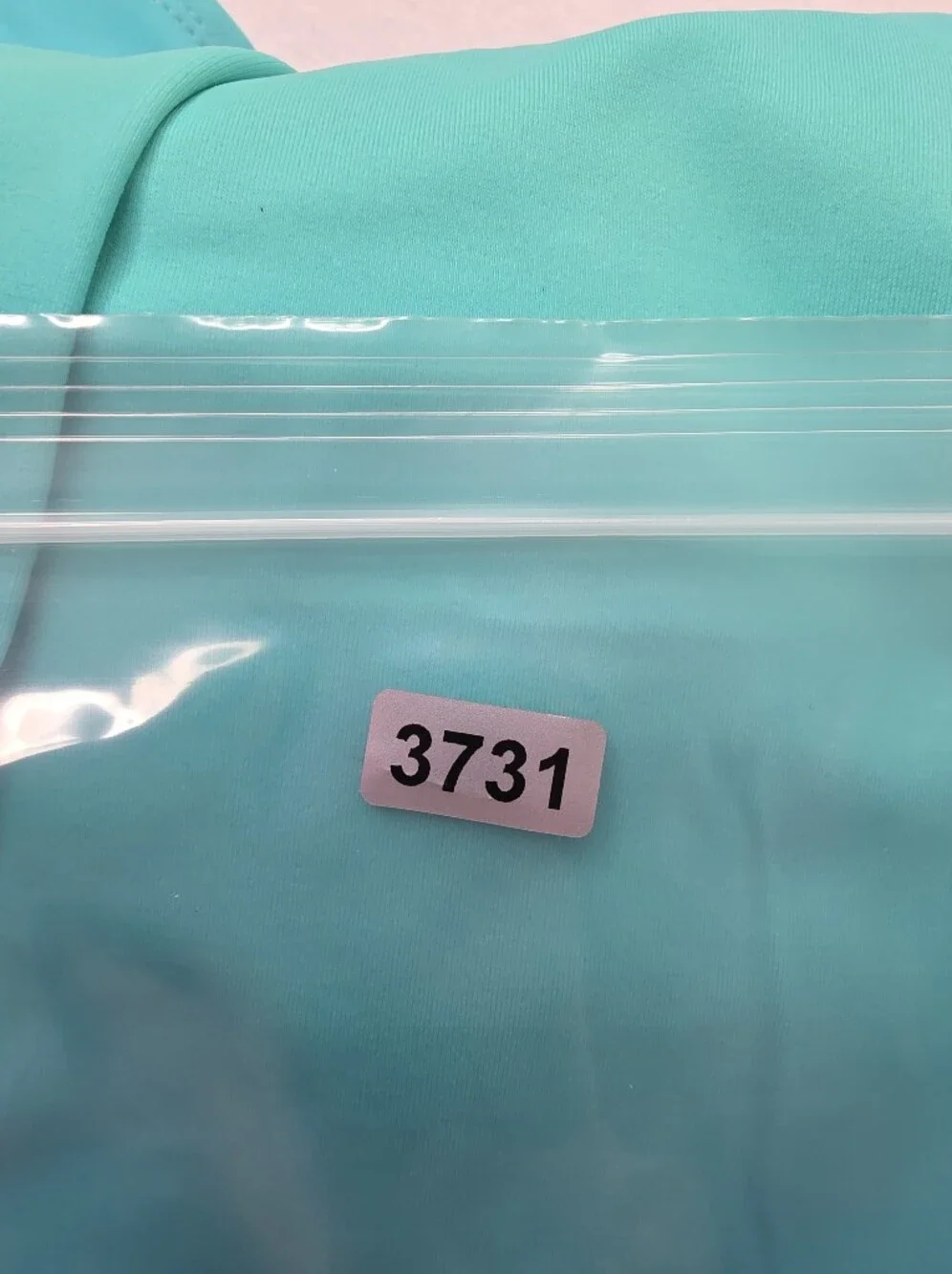Torrid Set Aqua Seaside Gradient Rash Guard + Lattice-Side Swim Shorts 3731-CU